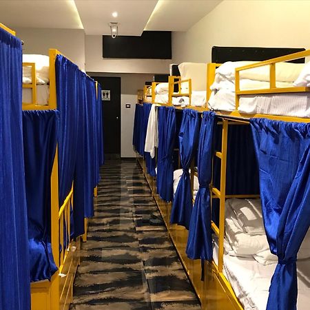 New Mango Dormitory Mumbai Exterior photo